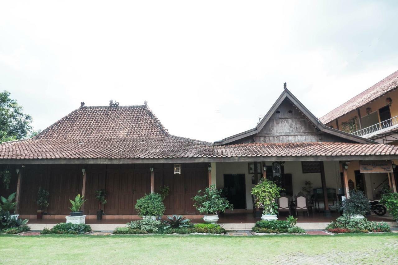 Oyo 405 Wisma Yosoputro Tanjungtirto Dış mekan fotoğraf
