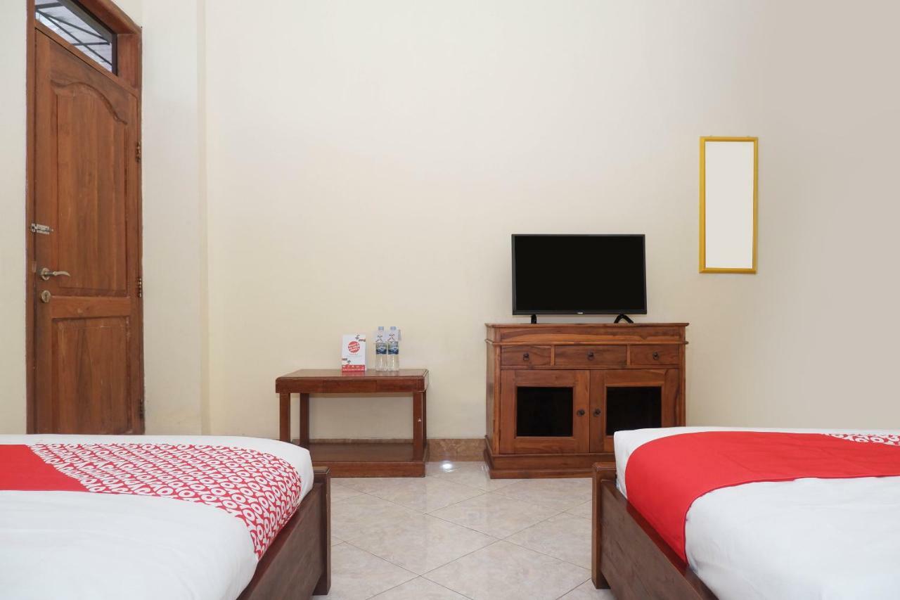 Oyo 405 Wisma Yosoputro Tanjungtirto Dış mekan fotoğraf