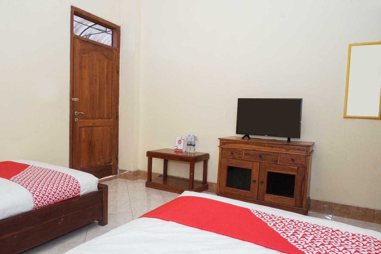 Oyo 405 Wisma Yosoputro Tanjungtirto Dış mekan fotoğraf